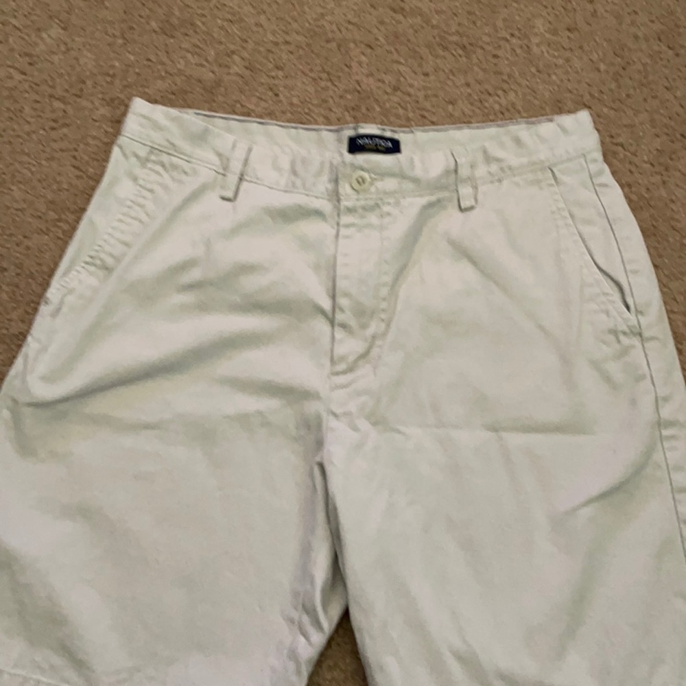 Men’s tan khaki shorts in size 34 by Nautica